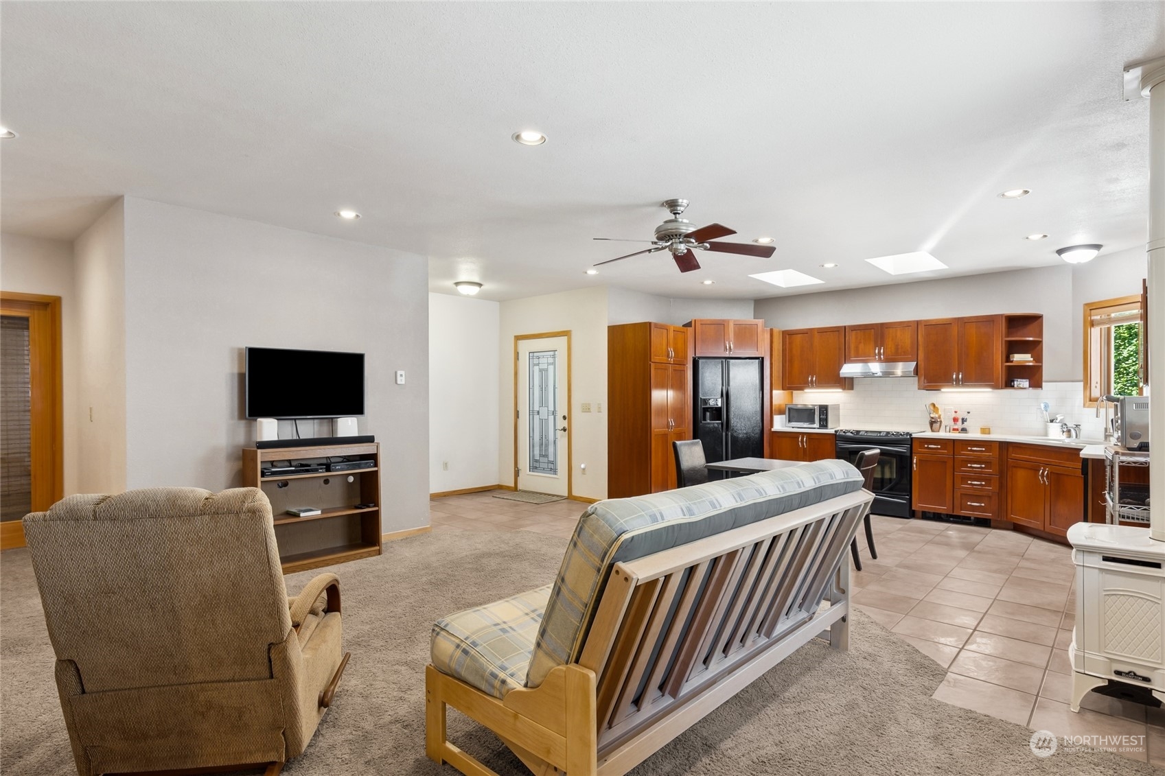 16802 6th Avenue SW Normandy Park WA 98166