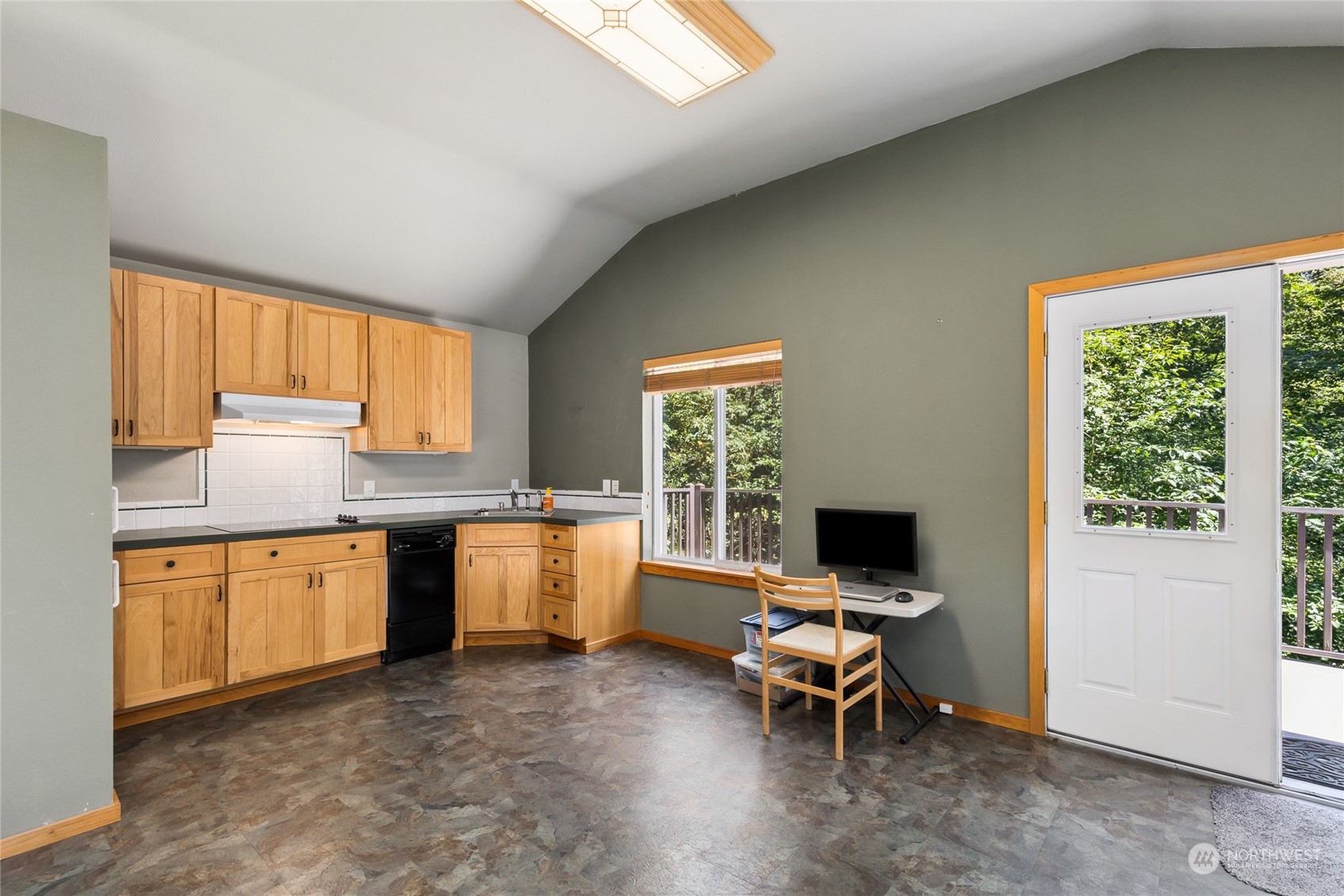16802 6th Avenue SW Normandy Park WA 98166