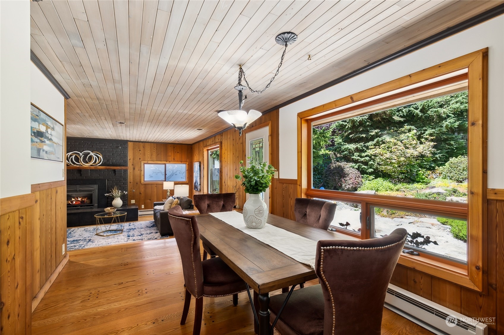 16802 6th Avenue SW Normandy Park WA 98166