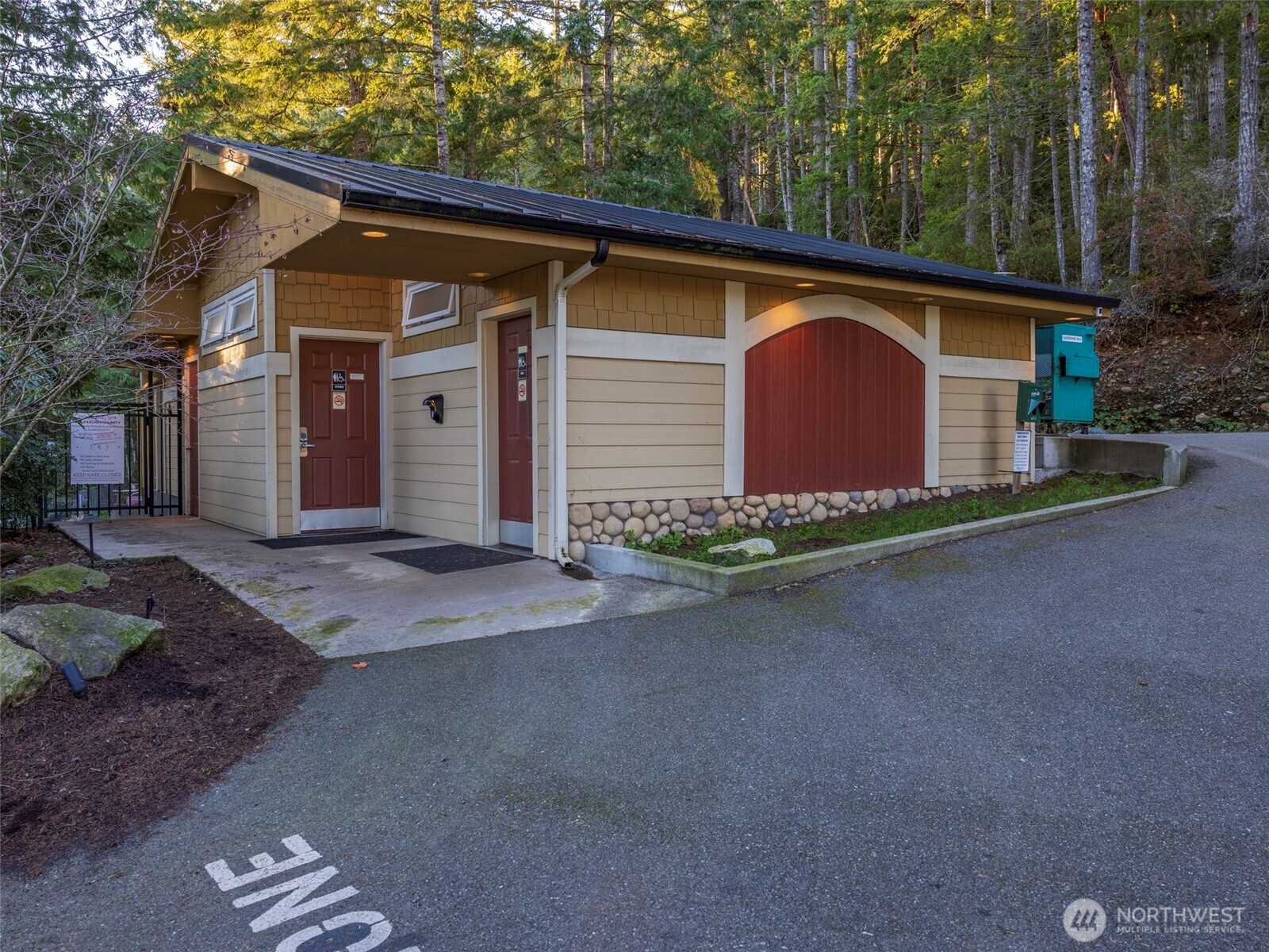 308913 Us-101 Brinnon WA 98320