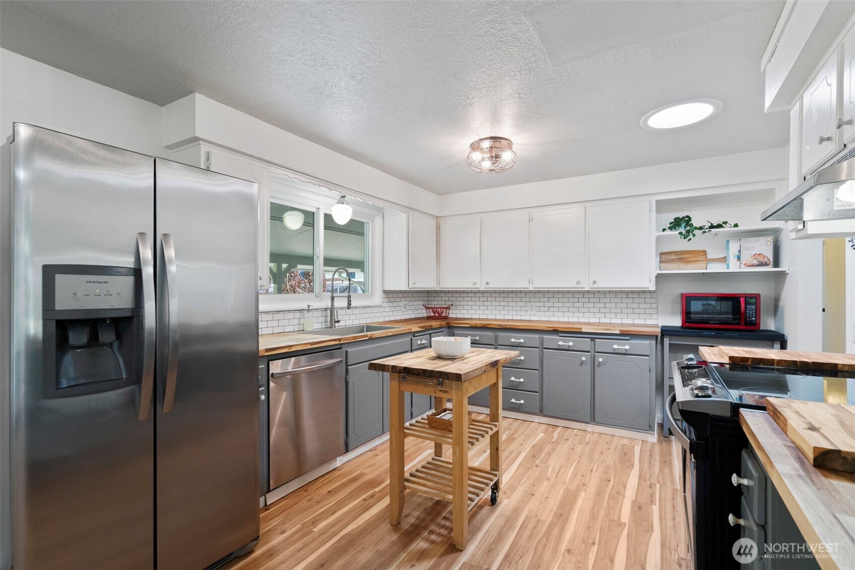 1016 NE Rhoades Street Winlock WA 98596