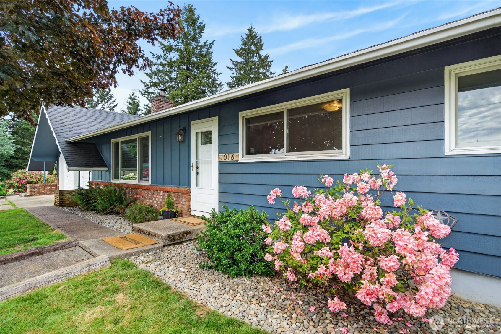 1016 NE Rhoades Street Winlock WA 98596