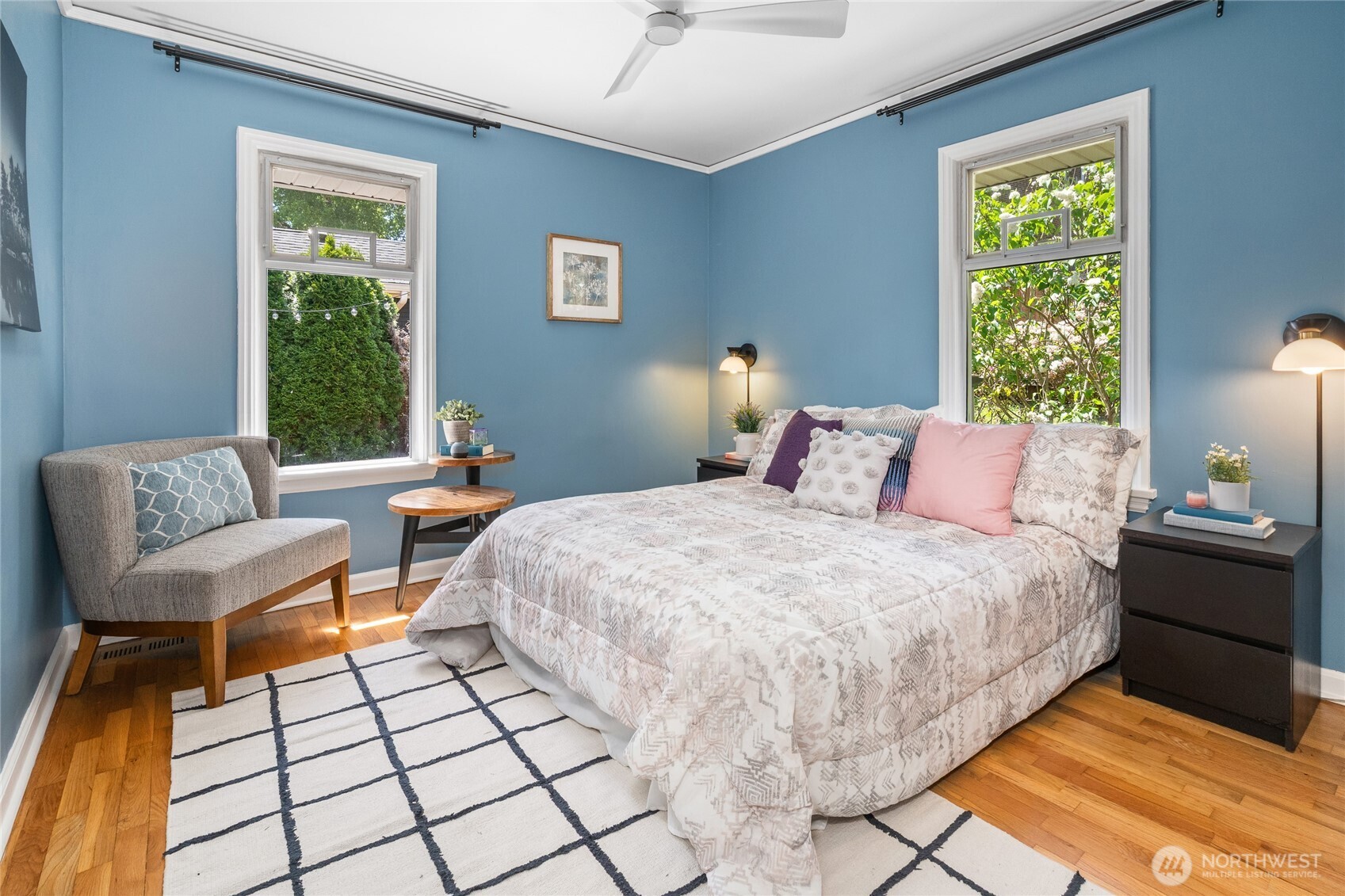 8205 19th Avenue NE Seattle WA 98115