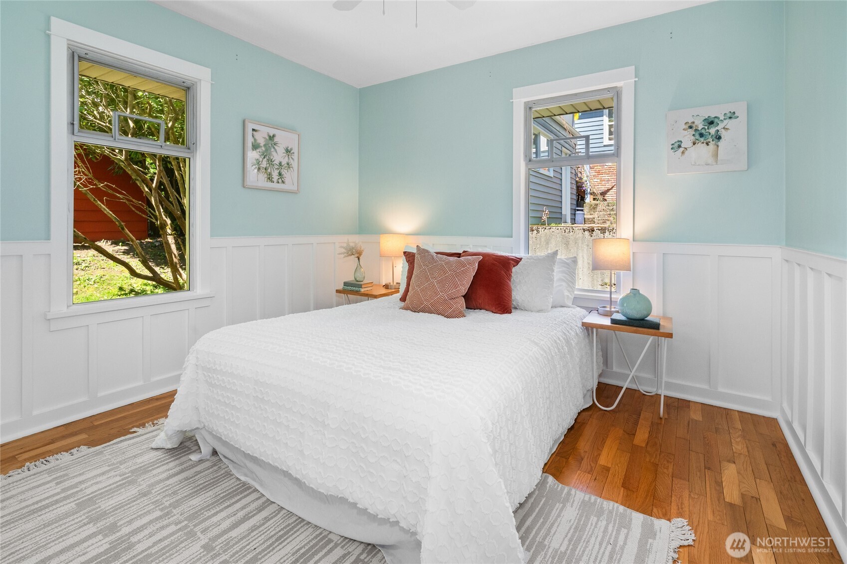 8205 19th Avenue NE Seattle WA 98115