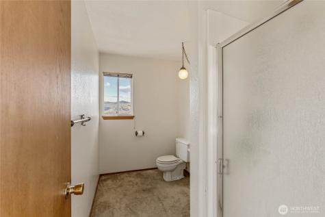 624 Daniels Drive NE East Wenatchee WA 98802