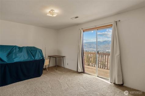 624 Daniels Drive NE East Wenatchee WA 98802