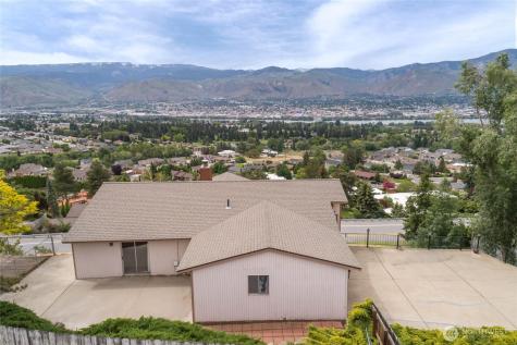 624 Daniels Drive NE East Wenatchee WA 98802