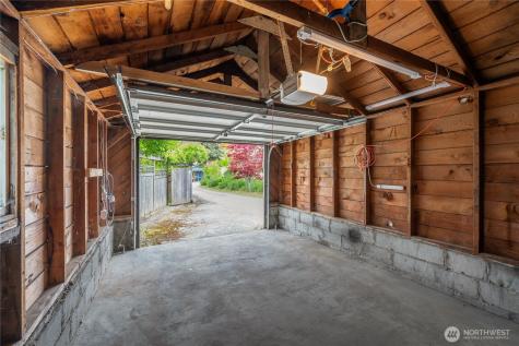 614 NW 74th Street Seattle WA 98117