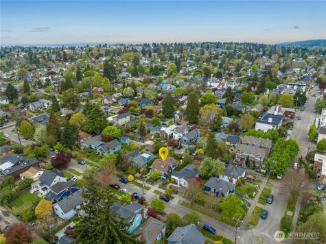 614 NW 74th Street Seattle WA 98117