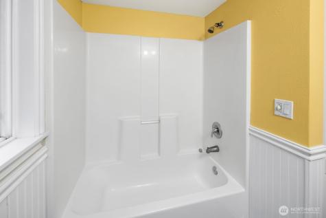 2514 72nd Street E Tacoma WA 98404
