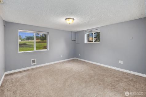 2514 72nd Street E Tacoma WA 98404