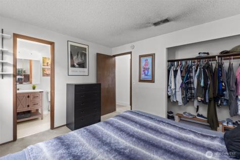 2335 SW 342nd Street Federal Way WA 98023