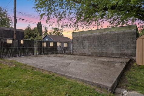 3842 S D Street Tacoma WA 98418