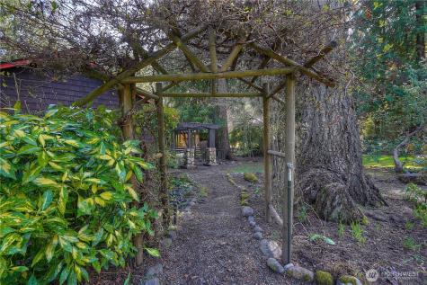23517 Orville Road E Orting WA 98360