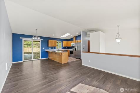 30 NE Pirates Den Road Belfair WA 98528