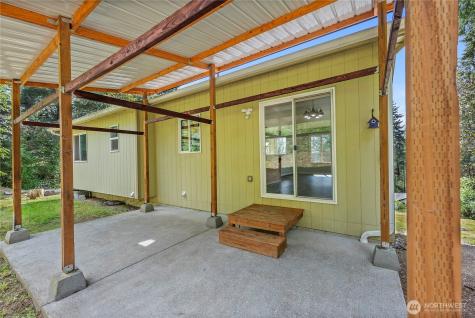 30 NE Pirates Den Road Belfair WA 98528