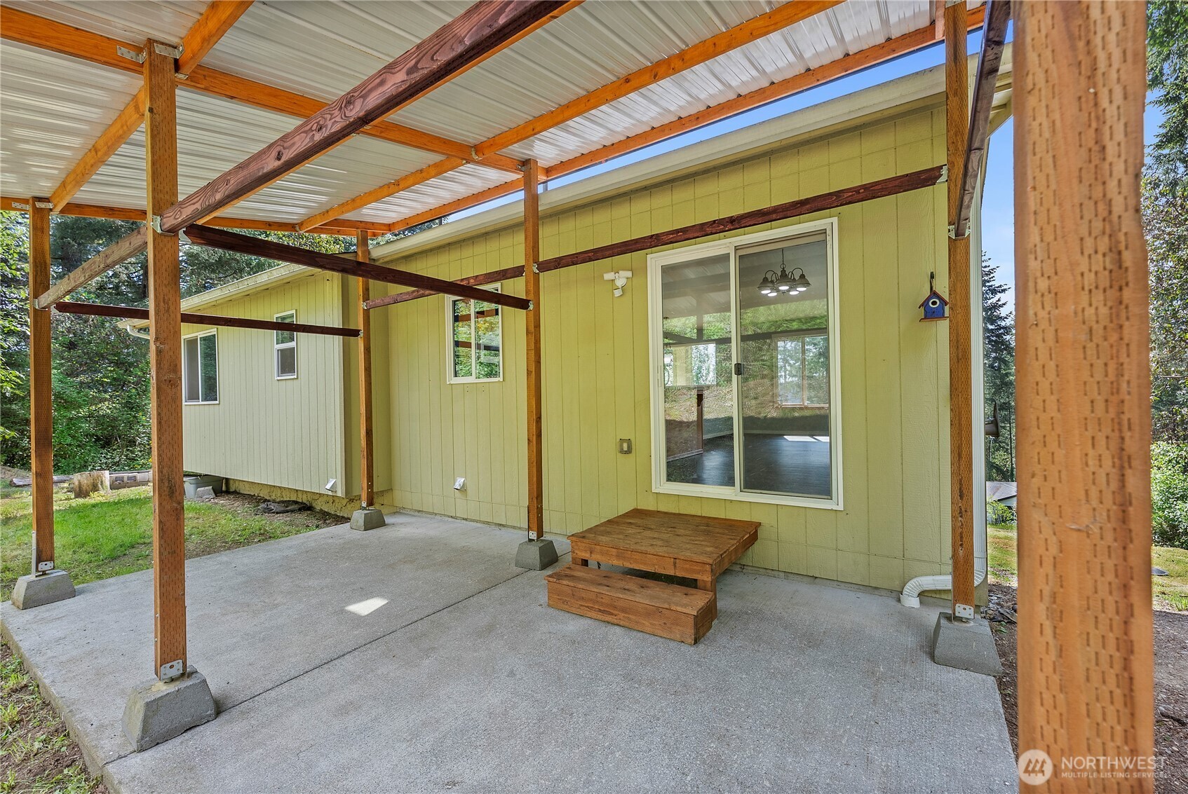 30 NE Pirates Den Road Belfair WA 98528