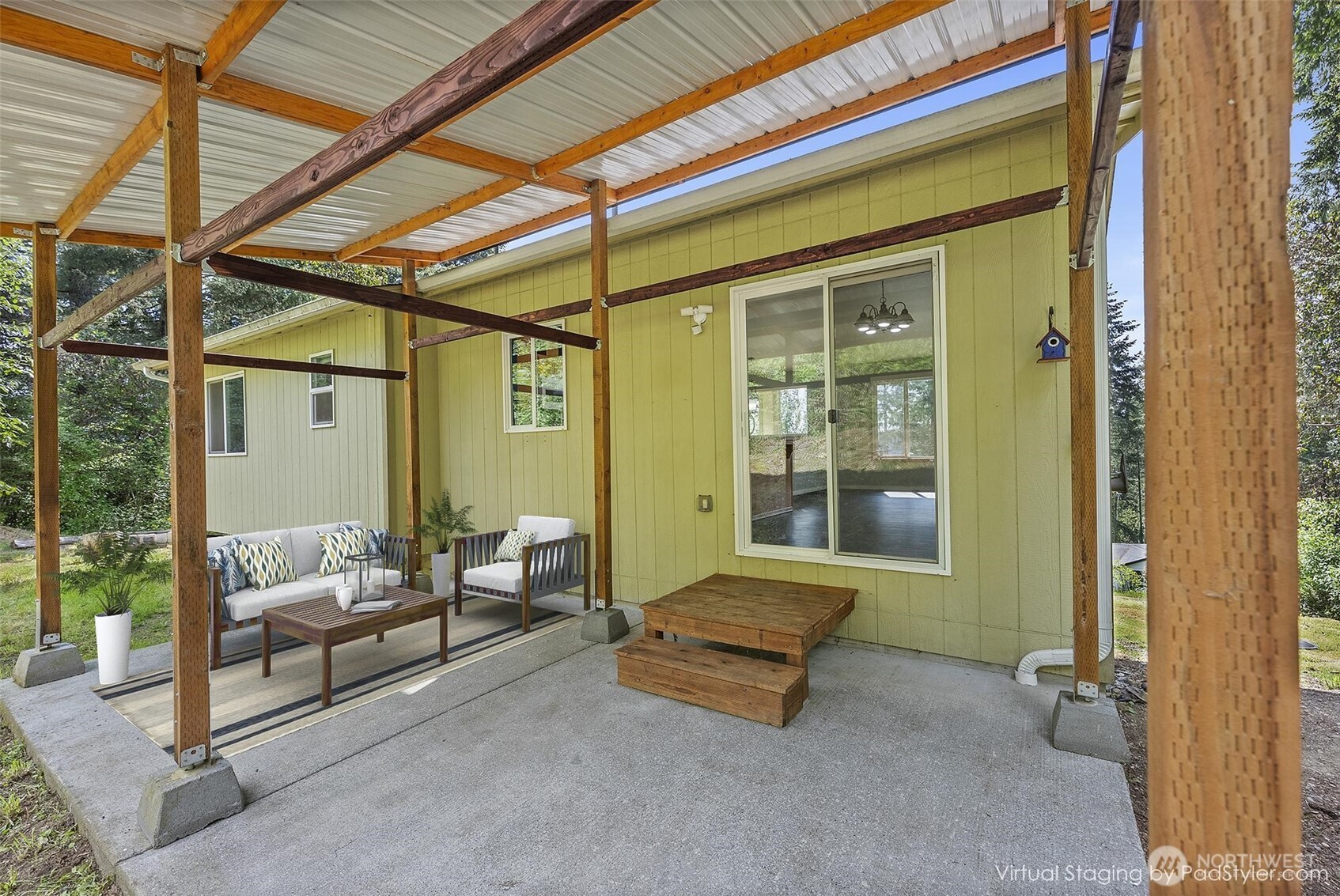 30 NE Pirates Den Road Belfair WA 98528