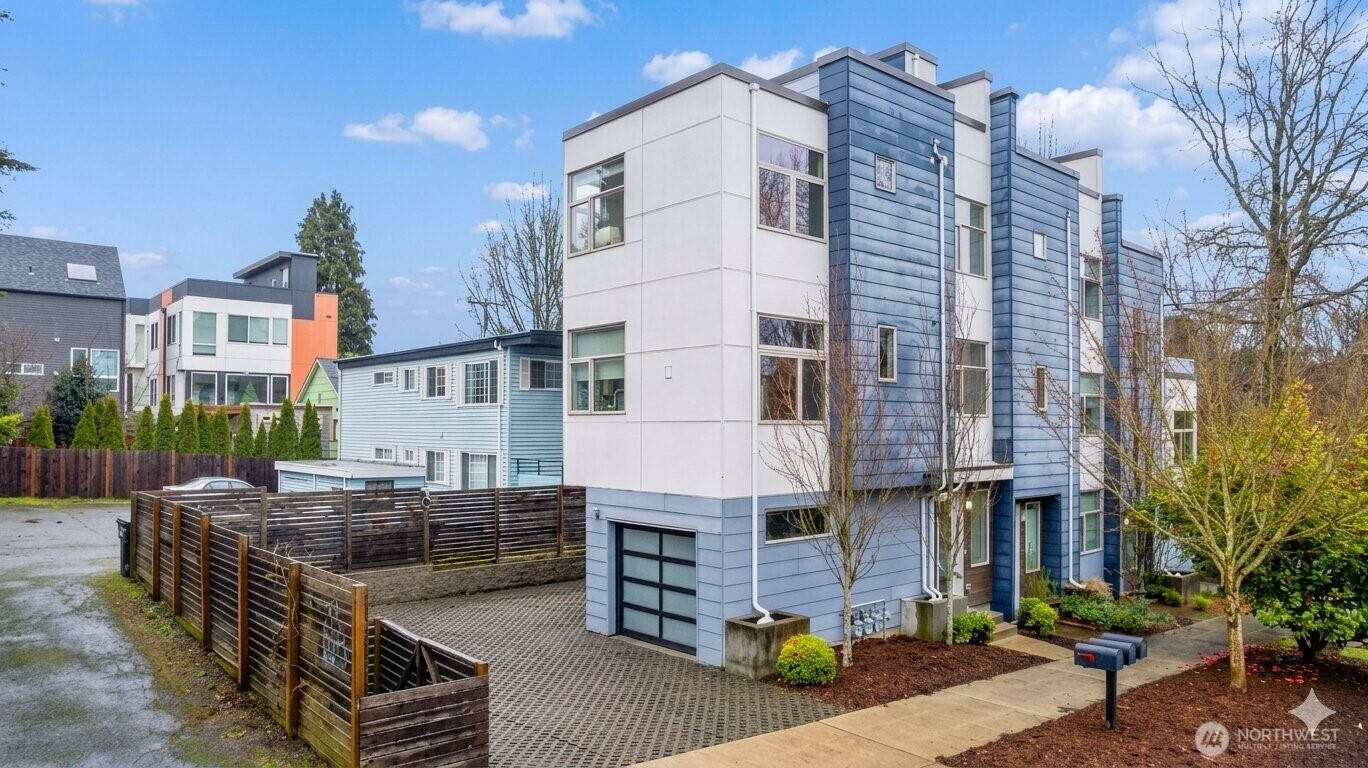 2514 S Washington Street Seattle WA 98144