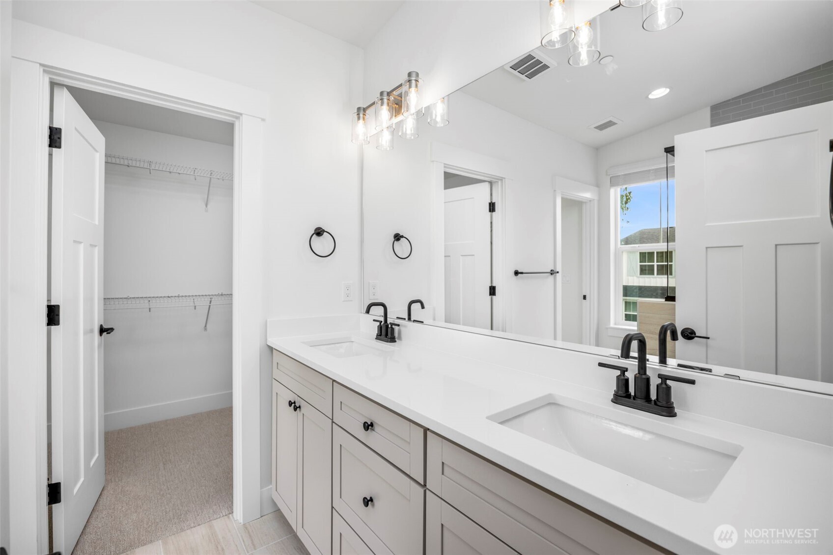9 160th Place SE Bothell WA 98012
