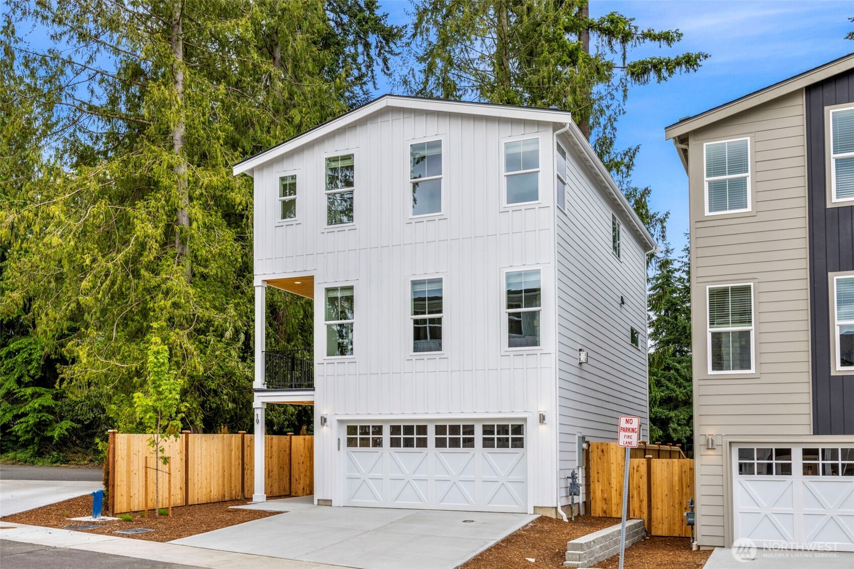 9 160th Place SE Bothell WA 98012