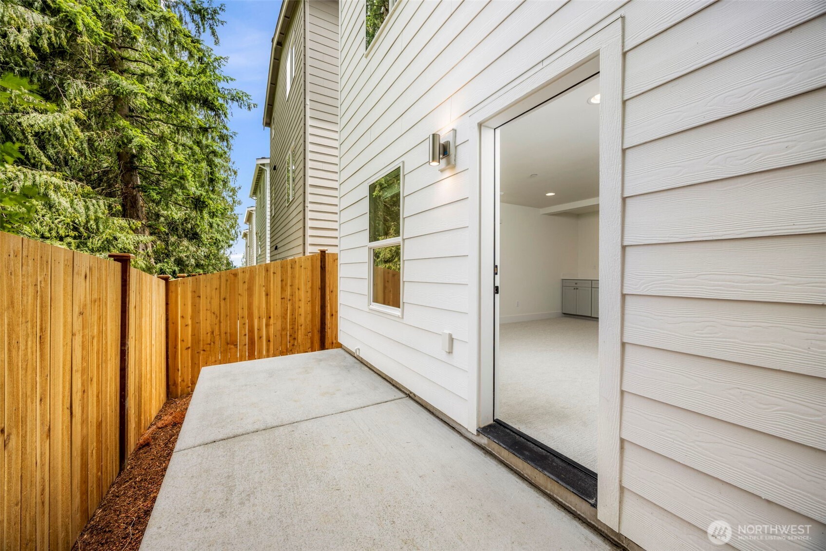 9 160th Place SE Bothell WA 98012