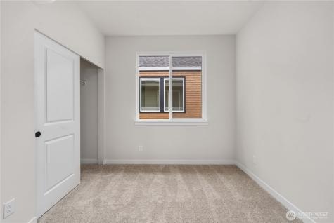 4033 Aberdeen Way NE Renton WA 98056