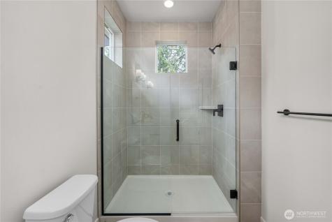 4033 Aberdeen Way NE Renton WA 98056