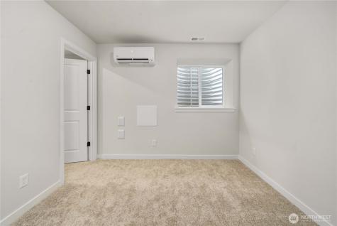 4033 Aberdeen Way NE Renton WA 98056