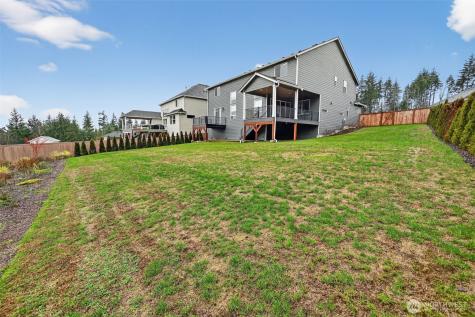 5550 NW Bonfire Court Bremerton WA 98312