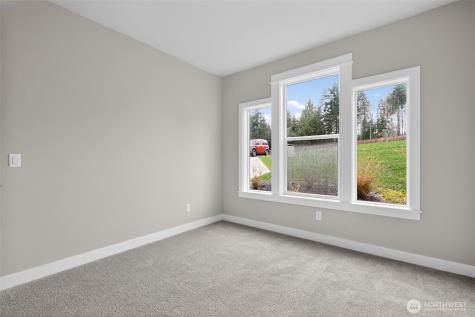 5550 NW Bonfire Court Bremerton WA 98312