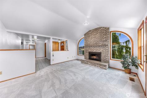 1207 Rainier Lane Oak Harbor WA 98277