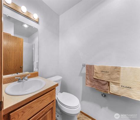 1207 Rainier Lane Oak Harbor WA 98277