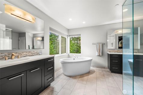 22326 2nd Place SE Bothell WA 98021