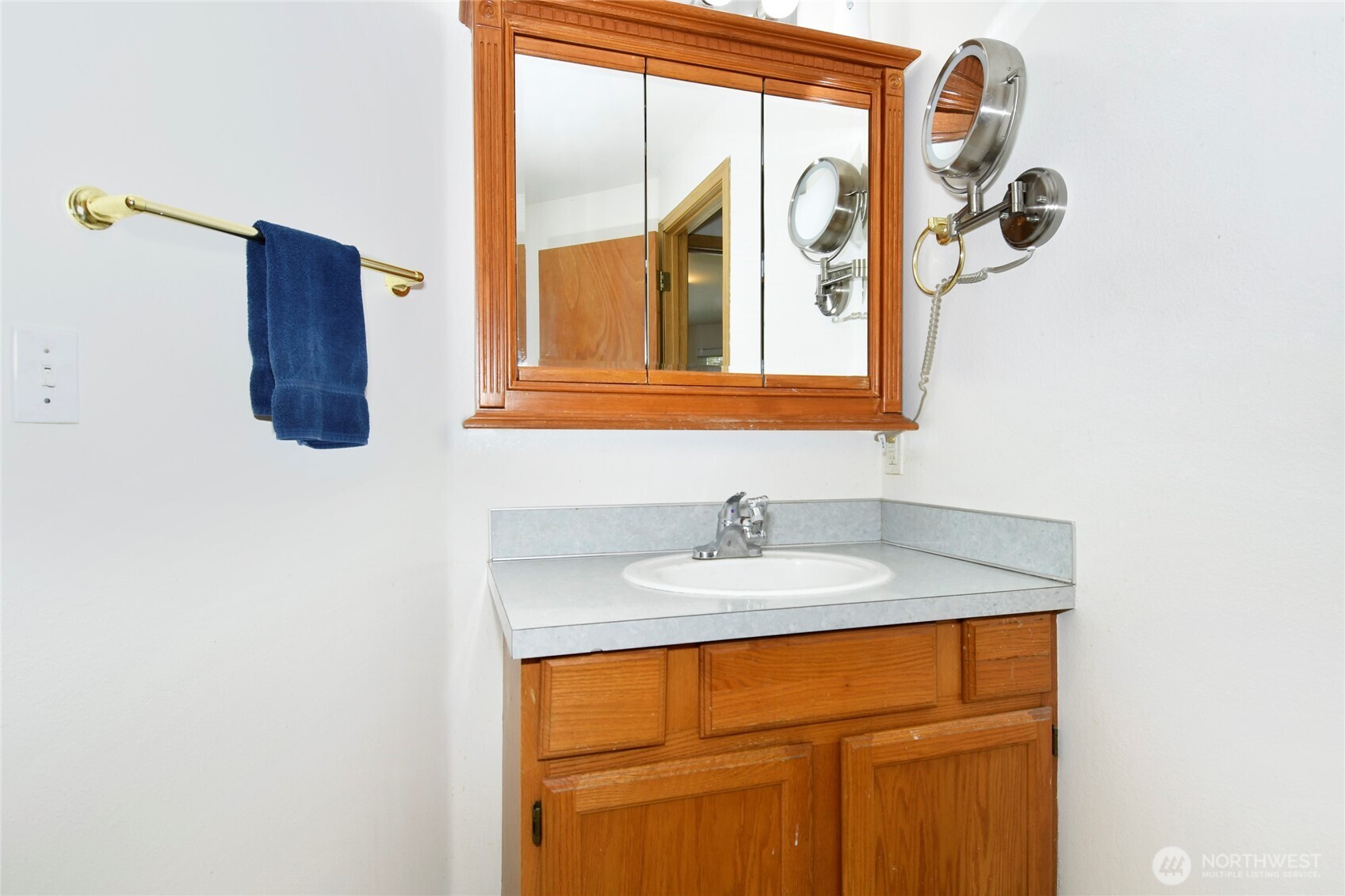 762 2nd Street Woodland WA 98674