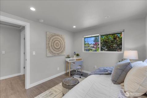128 107th Street SE Everett WA 98208