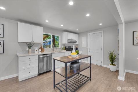 128 107th Street SE Everett WA 98208