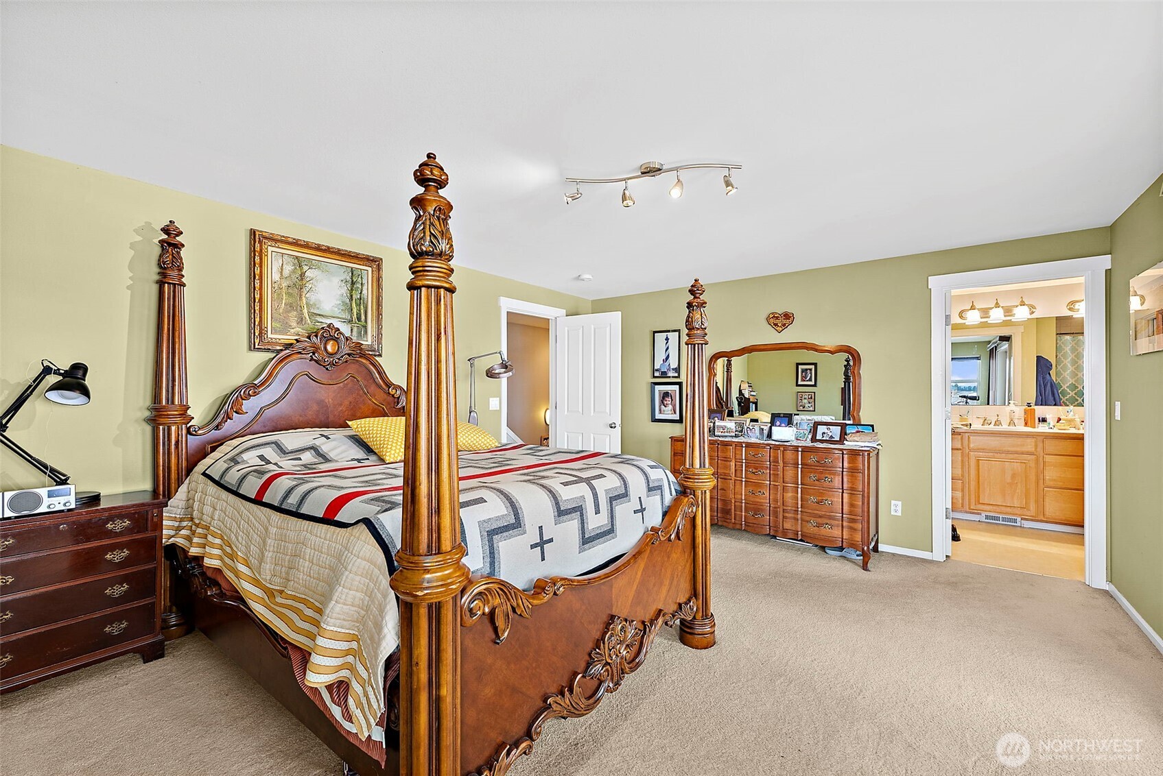 7606 19th Street W Tacoma WA 98466