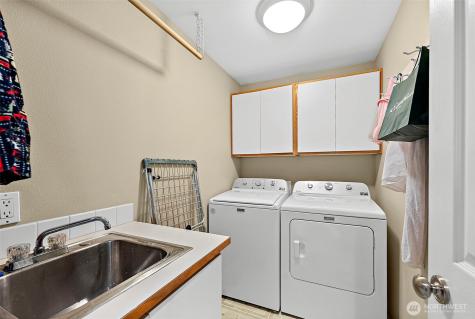 7606 19th Street W Tacoma WA 98466