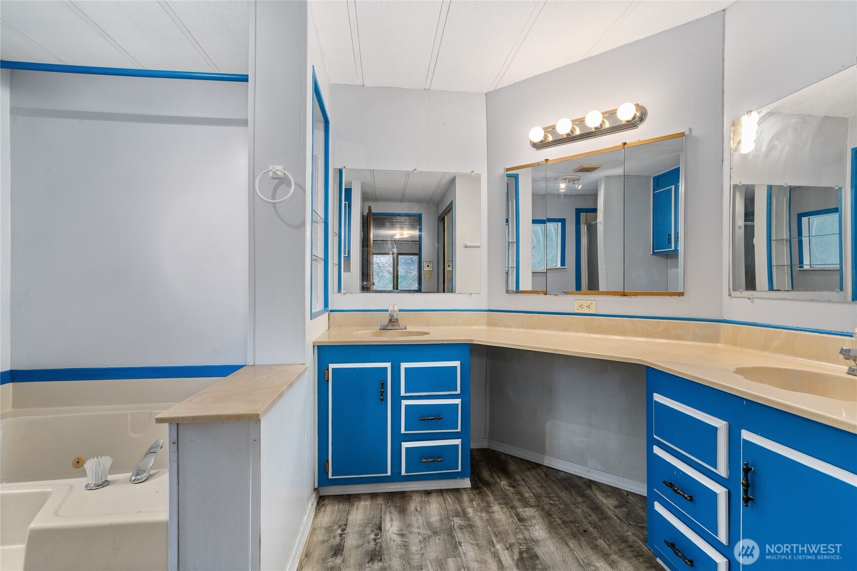 26828 NE Ames Lake Road Redmond WA 98053