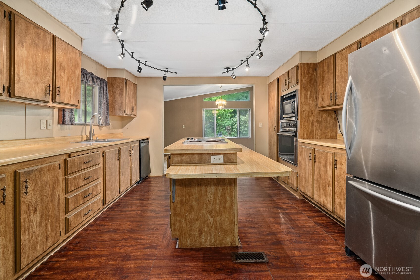 26828 NE Ames Lake Road Redmond WA 98053