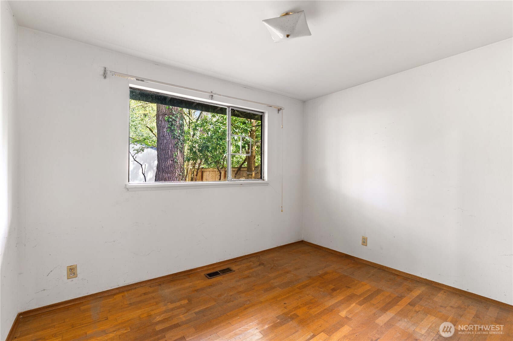 9012 NE 178th Street Bothell WA 98011