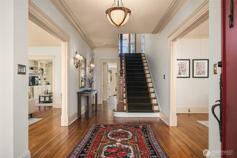 2647 Cascadia Avenue S Seattle WA 98144