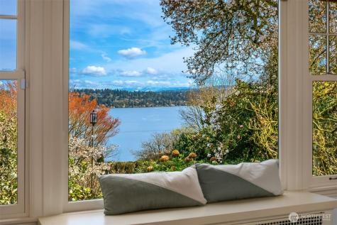 2647 Cascadia Avenue S Seattle WA 98144