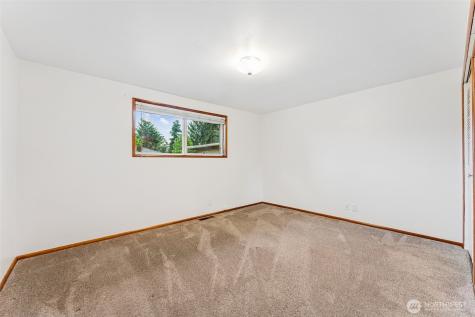 1310 21st Street SE Auburn WA 98002