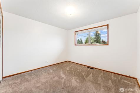 1310 21st Street SE Auburn WA 98002