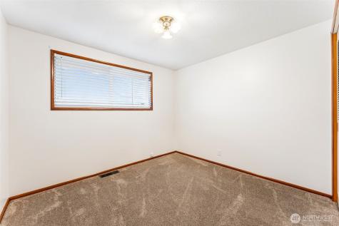 1310 21st Street SE Auburn WA 98002