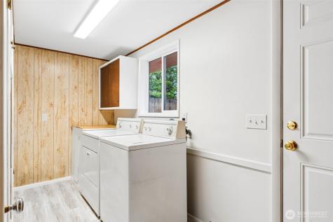 1310 21st Street SE Auburn WA 98002