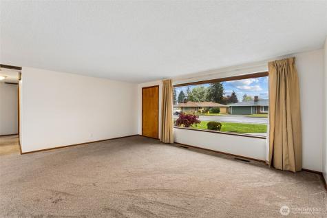 1310 21st Street SE Auburn WA 98002