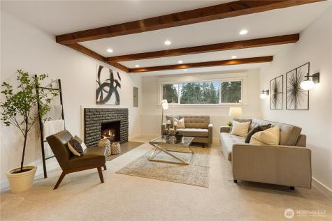 1831 201st Place SW Lynnwood WA 98036